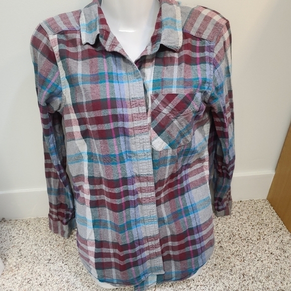 Eddie Bauer sz small plaid button down shirt - Picture 1 of 2